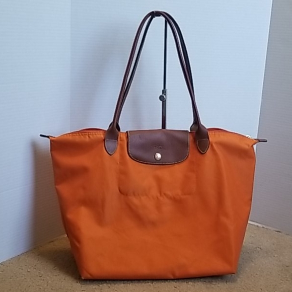 Longchamp Handbags - Longchamp Large Le Pliage Tote Bag